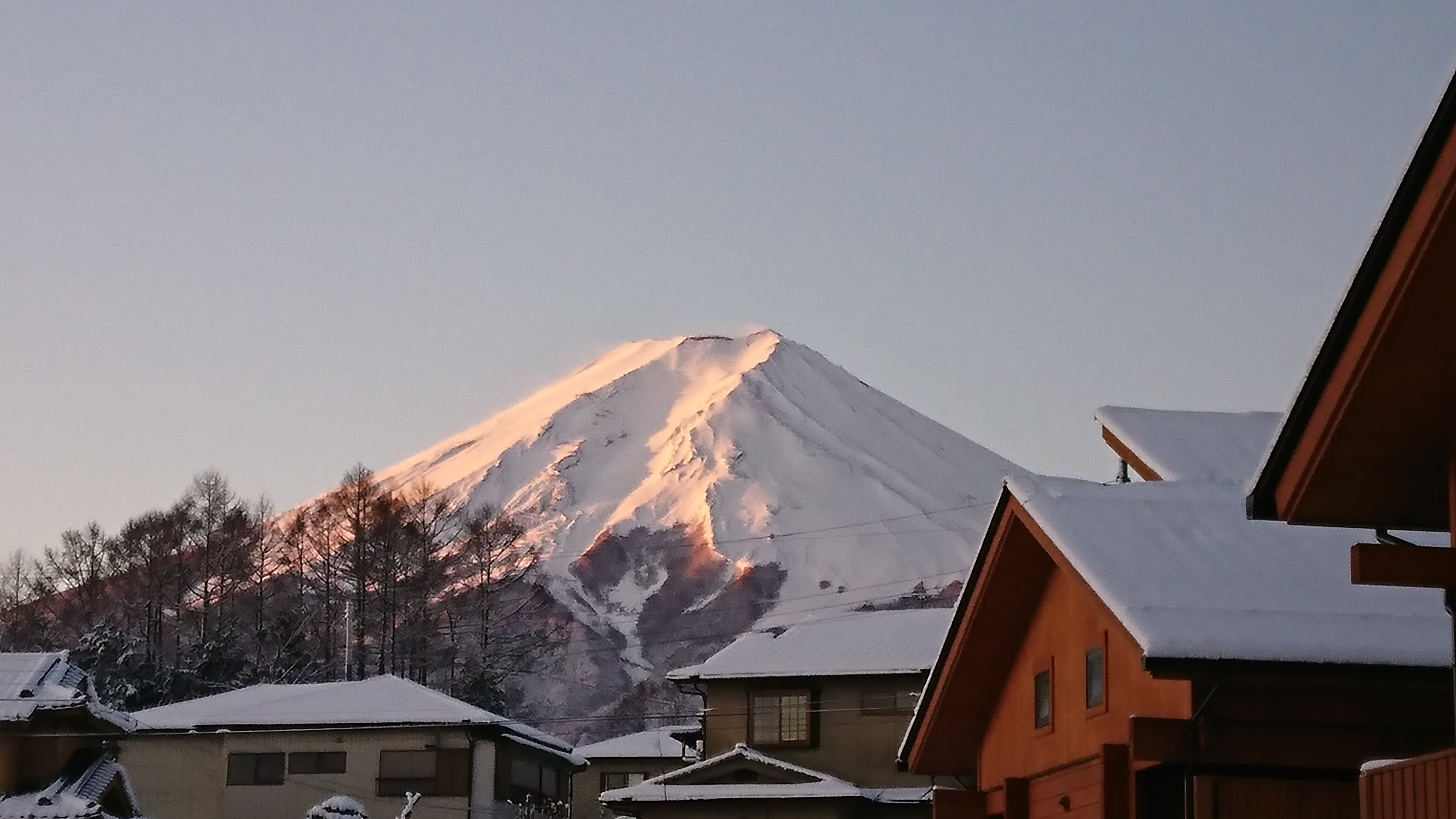 今日の富士山（再びまっ白）